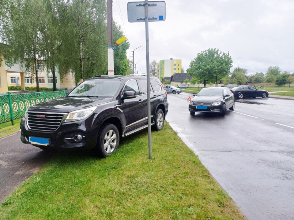 В Глуске на улице Кирова произошло ДТП. Никто не пострадал